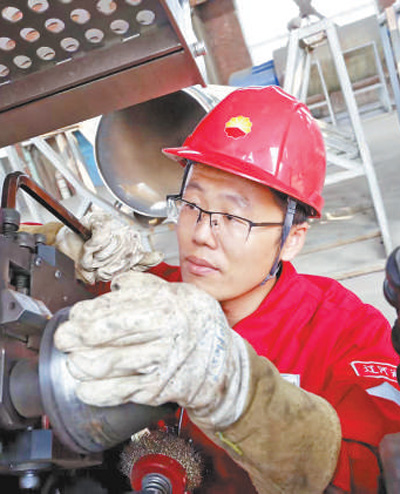 15年练就30多种焊接技能（工匠绝活）