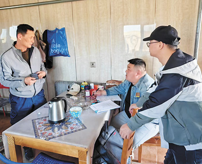 “将自己所学用到更需要的地方”（报效祖国 建功西部）